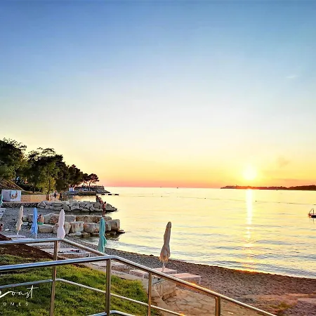 Holiday park West Coast Mobilhome With Xxl Terrace Tar-Vabriga