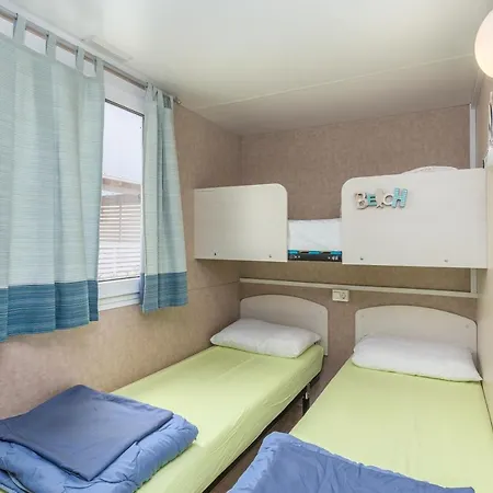 West Coast Mobilhome With Xxl Terrace Ferienpark